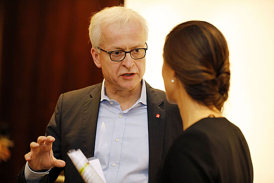 Hans Jürgen Urban, geschäftsführendes Vorstandsmitglied der IG Metall, auf der medienpolitischen Tagung 2018.