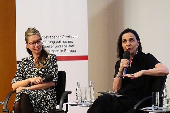 Prof. Dr. Marlis Prinzing, Professorin für Journalismus, Hochschule Macromedia, Köln Prof. Dr. Marlis Prinzing, Professorin für Journalismus, Hochschule Macromedia, Köln