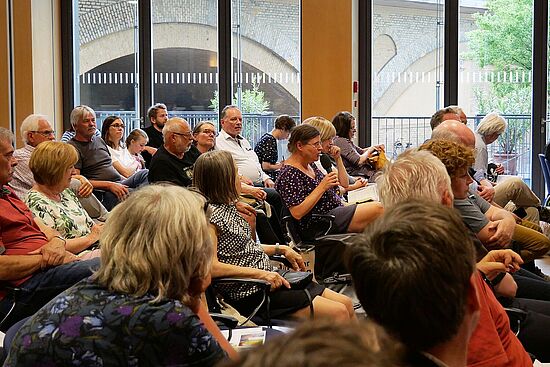 Das Publikum bei der Abschlussveranstaltung "Meine Medien. Meine Stimme?" in Berlin Das Publikum bei der Abschlussveranstaltung "Meine Medien. Meine Stimme?" in Berlin