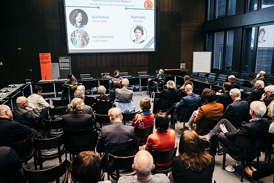 Paneldiskussion zu Repräsentativität in den Medien?