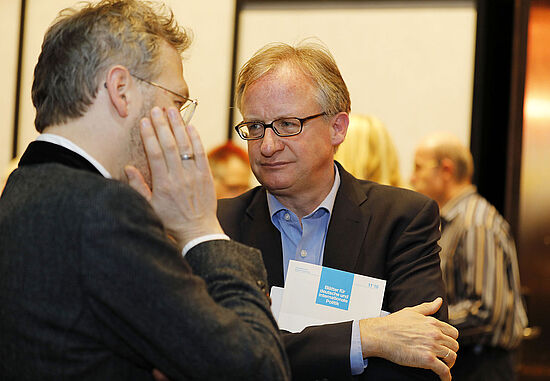 Volker Weiß im Gespräch mit Albrecht von Lucke auf der medienpolitischen Tagung 2018.