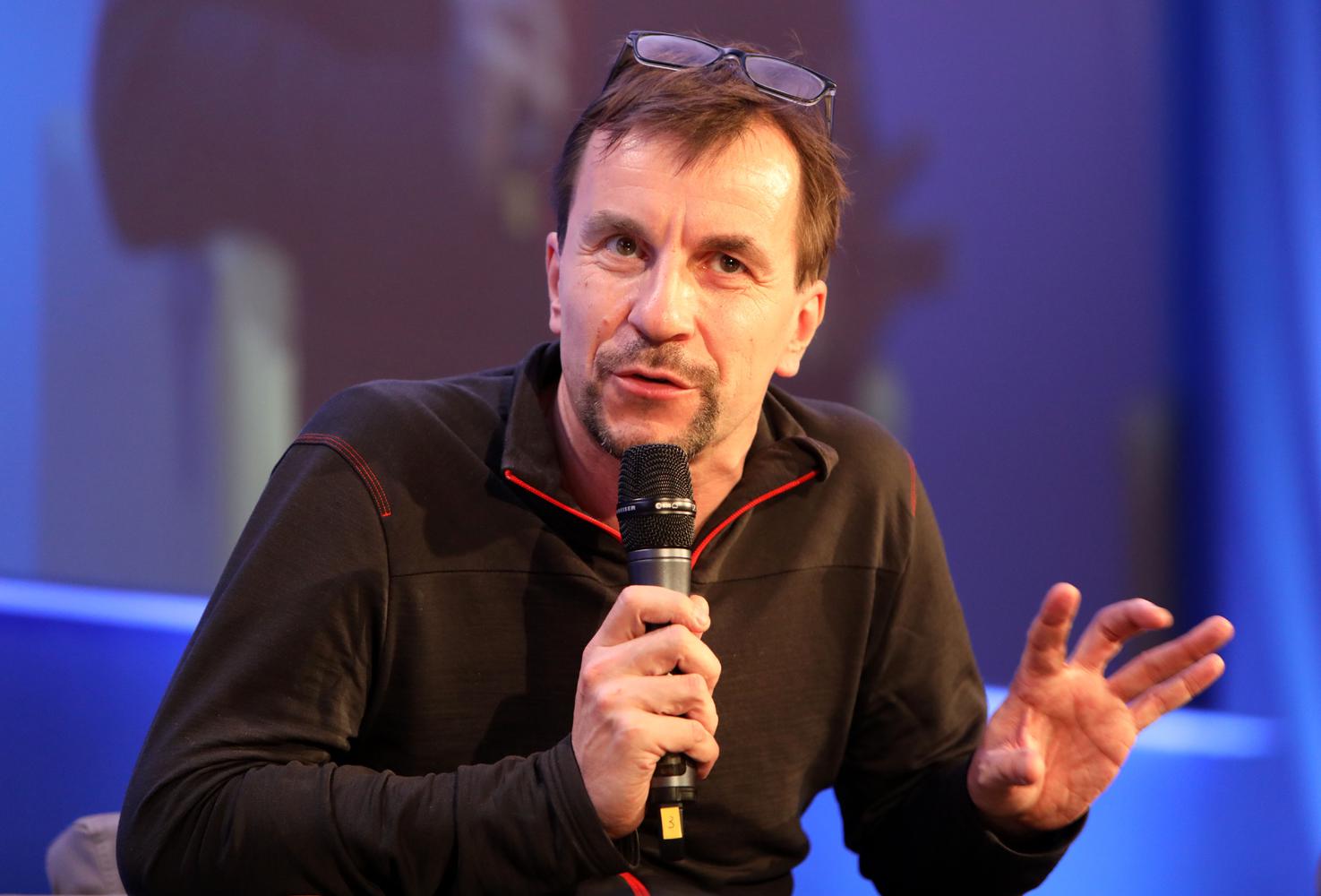 Dr. Dietrich Krauß