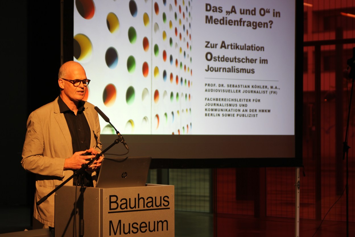 Prof. Dr. Sebastian Köhler bei der Veranstaltung in Dessau